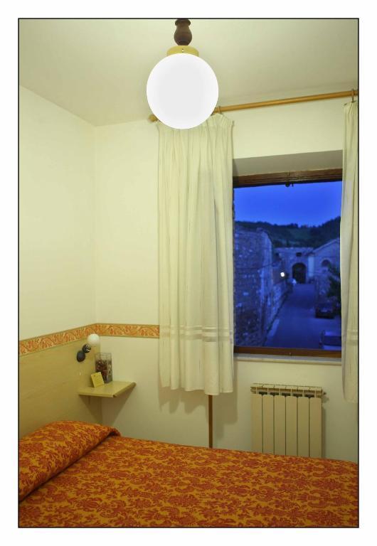 Due Torri Hotel Сан Северино Марке Стая снимка