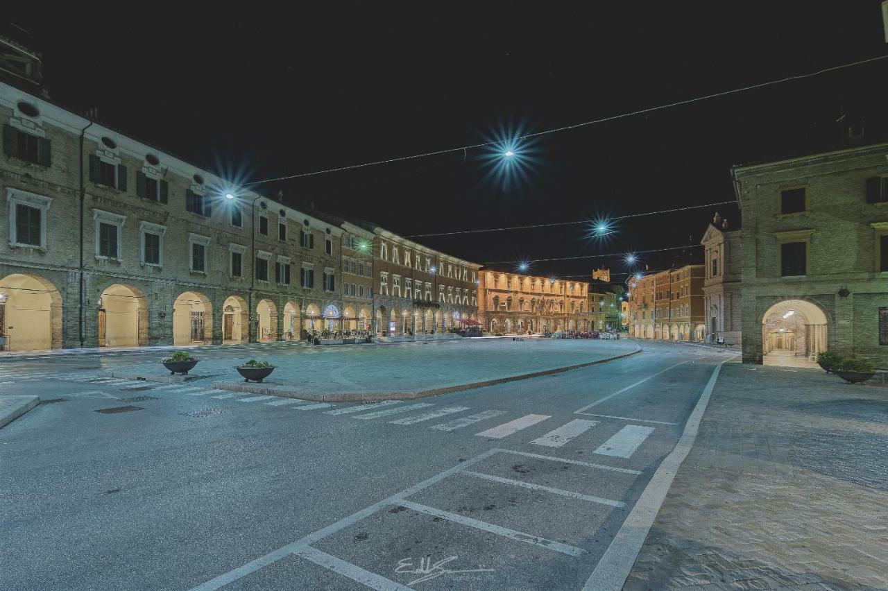 Due Torri Hotel Сан Северино Марке Екстериор снимка